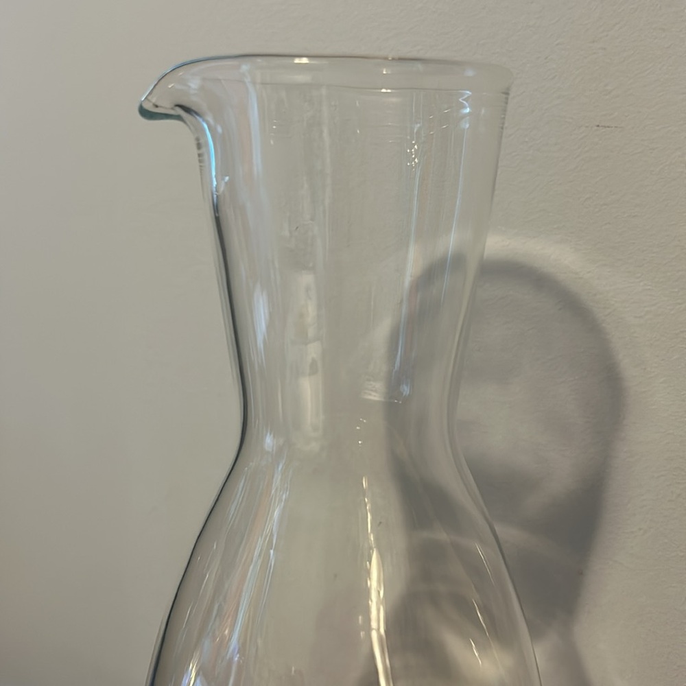 Clear 10.5” Carafe - Picture 2 of 8